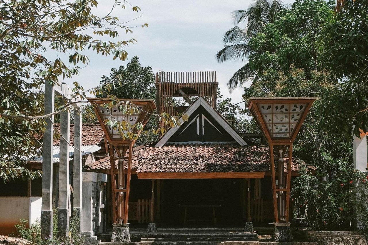 Wisma tamu Kopilimo Cafe And